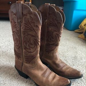 Ariat Heritage Boots